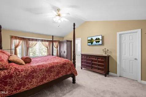 805 Cricketfield Lane Cary NC 27518