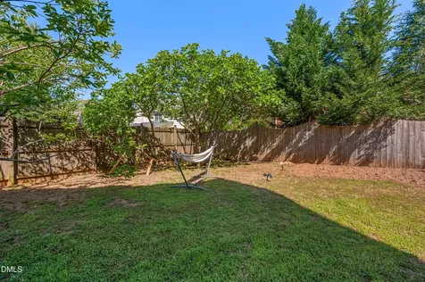 805 Cricketfield Lane Cary NC 27518