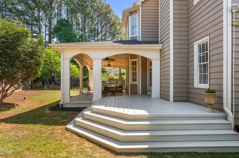 805 Cricketfield Lane Cary NC 27518