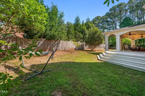 805 Cricketfield Lane Cary NC 27518