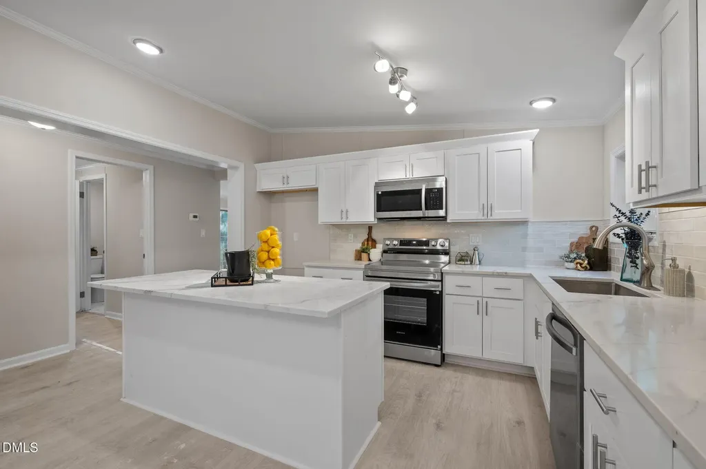 641 Ethel Christine Way Chapel Hill NC 27516
