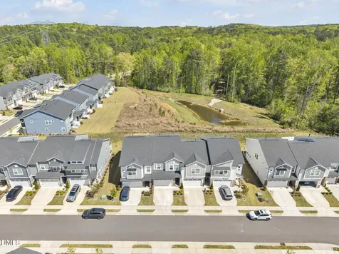 43 Balfour Run Chapel Hill NC 27516