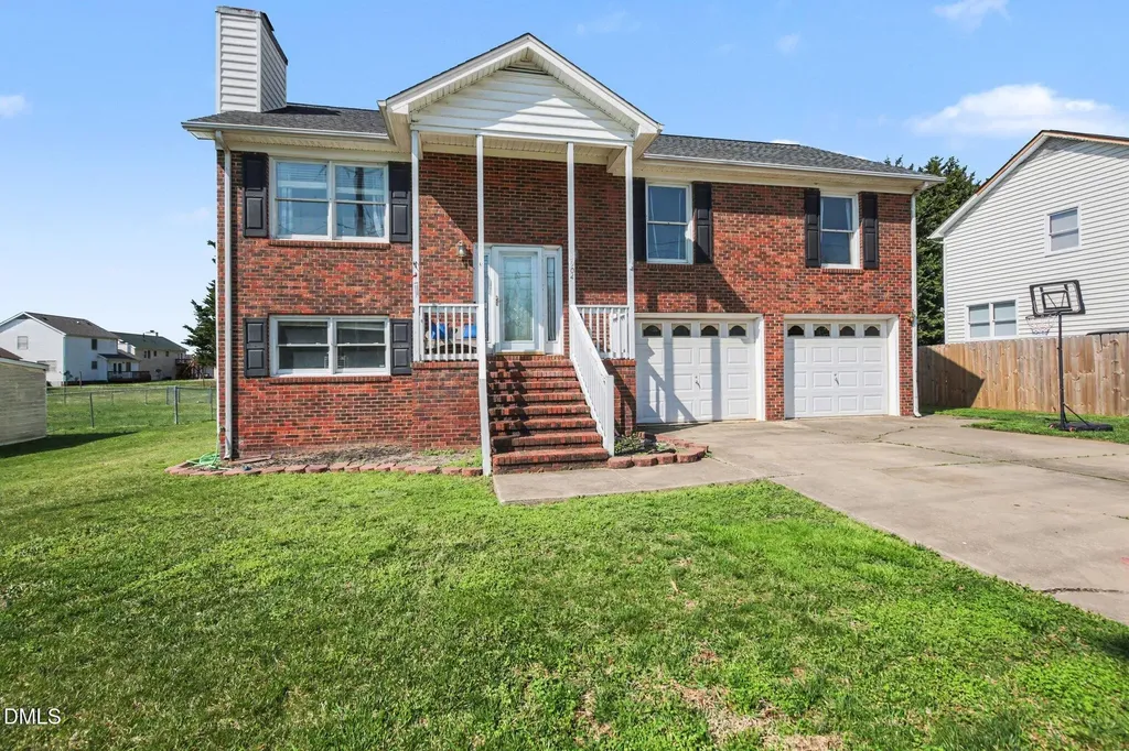 3904 Riverdale Road Greensboro NC 27406
