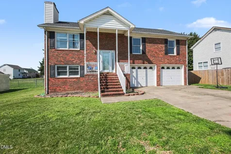 3904 Riverdale Road Greensboro NC 27406