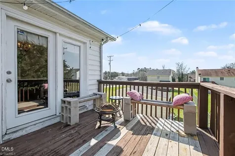 3904 Riverdale Road Greensboro NC 27406