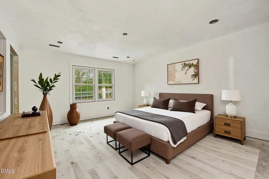 8700 Cliff Top Court Raleigh NC 27613