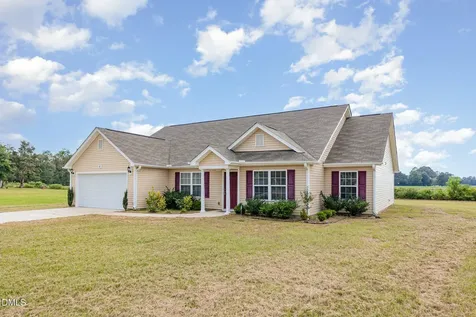 87 Cedar Lake Lane Clinton NC 28328