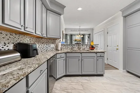 2265 Sunberry Drive Graham NC 27253