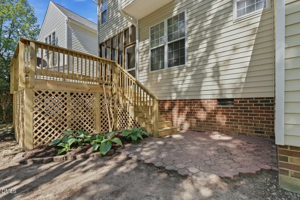 1936 Crag Burn Lane Raleigh NC 27604