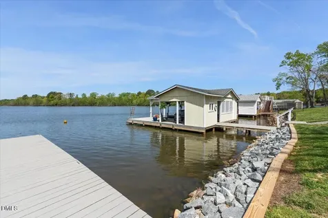 121 Hilltop Circle Littleton NC 27850