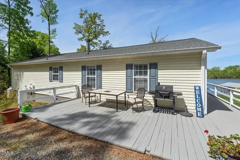 121 Hilltop Circle Littleton NC 27850