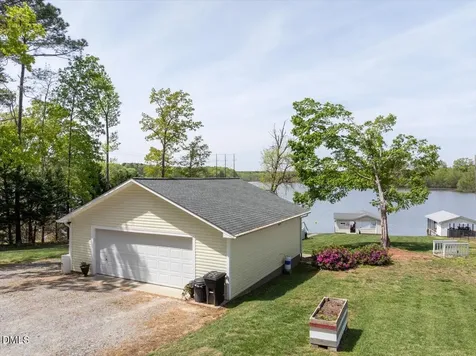 121 Hilltop Circle Littleton NC 27850