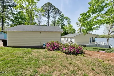 121 Hilltop Circle Littleton NC 27850