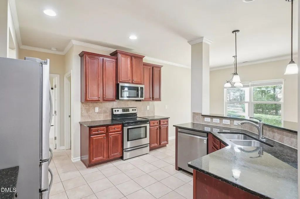 5552 Fantasy Moth Drive Garner NC 27529