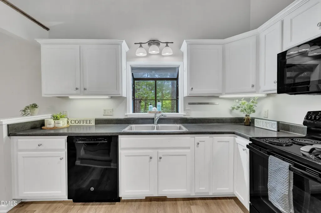 411 W Oak Avenue Wake Forest NC 27587