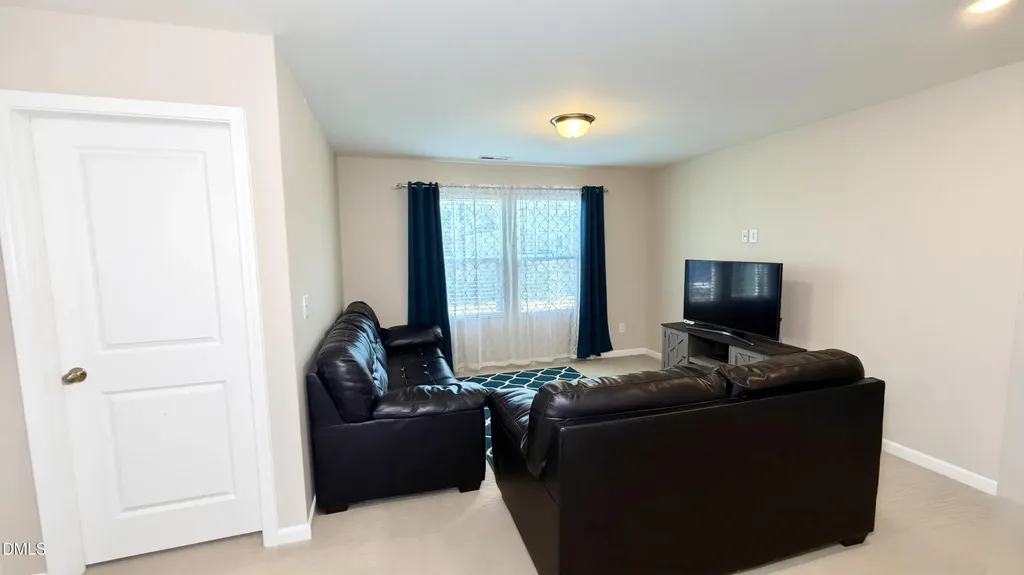 104 Sweet Vine Way Holly Springs NC 27540