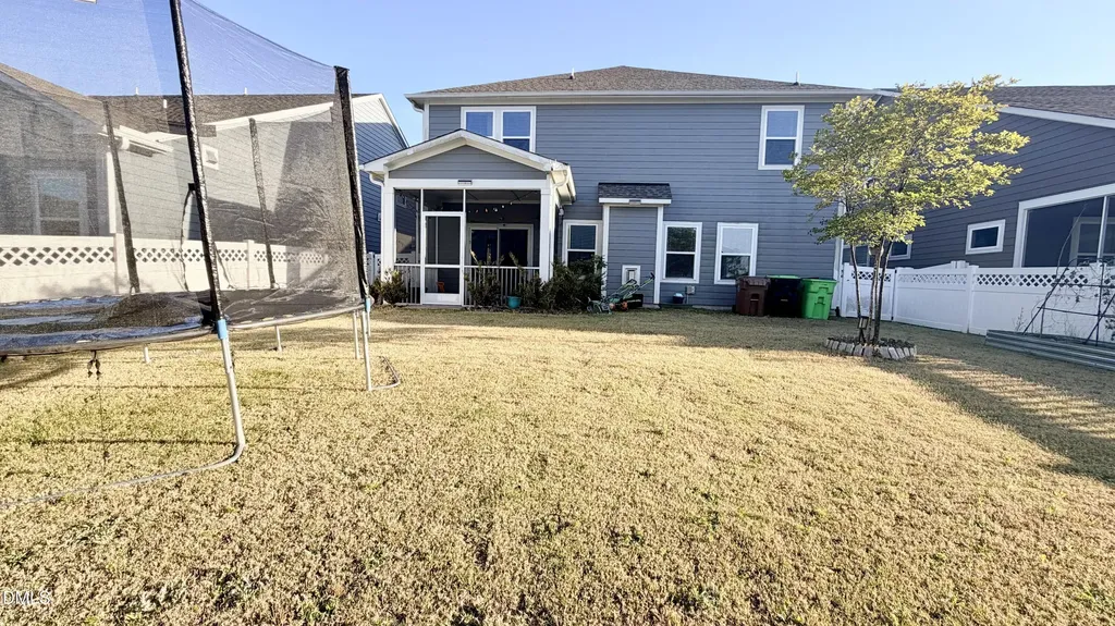 104 Sweet Vine Way Holly Springs NC 27540