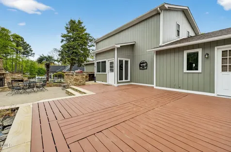 30 Ray Avenue Zebulon NC 27597