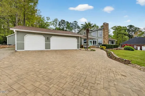 30 Ray Avenue Zebulon NC 27597