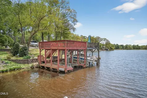 30 Ray Avenue Zebulon NC 27597