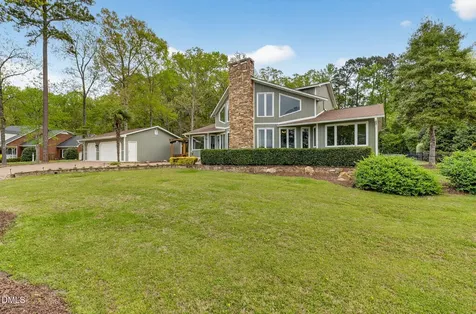 30 Ray Avenue Zebulon NC 27597