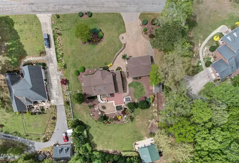30 Ray Avenue Zebulon NC 27597