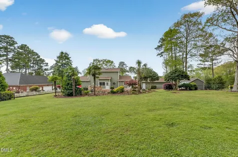 30 Ray Avenue Zebulon NC 27597