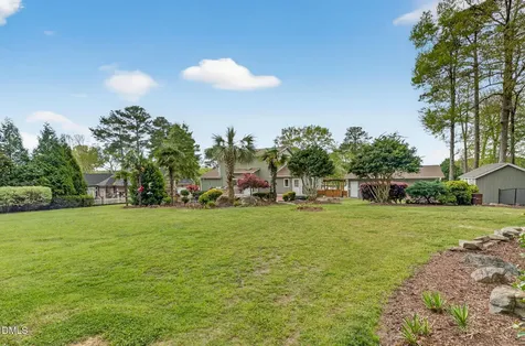 30 Ray Avenue Zebulon NC 27597