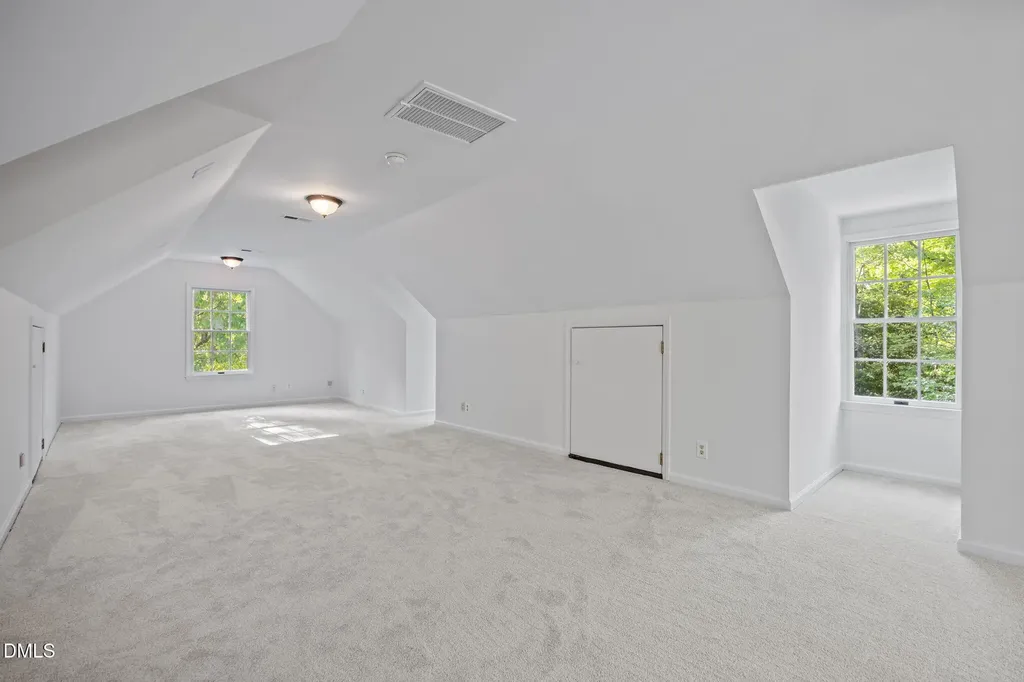 8728 Drew Lane Chapel Hill NC 27516