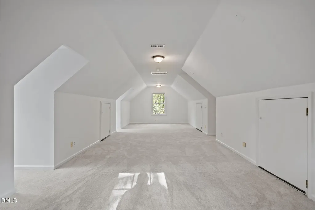 8728 Drew Lane Chapel Hill NC 27516