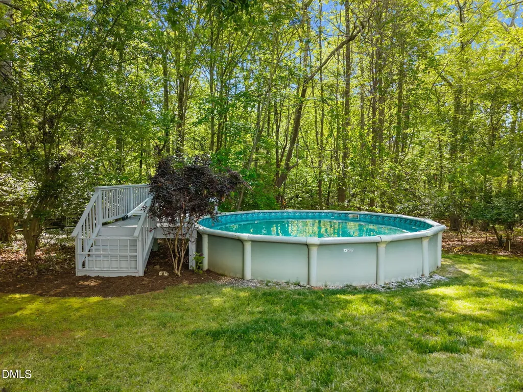 8728 Drew Lane Chapel Hill NC 27516