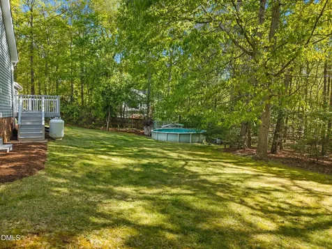 8728 Drew Lane Chapel Hill NC 27516