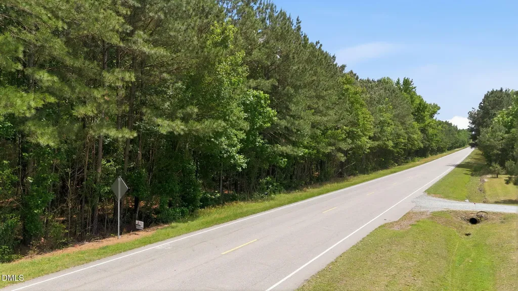 6901 Us Hwy 701 S Four Oaks NC 27524