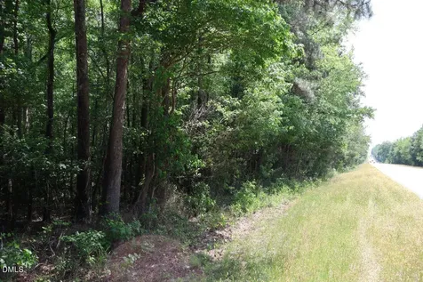 6901 Us Hwy 701 S Four Oaks NC 27524