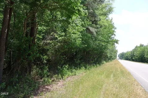6901 Us Hwy 701 S Four Oaks NC 27524