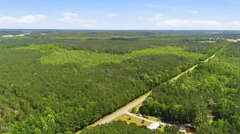 6901 Us Hwy 701 S Four Oaks NC 27524
