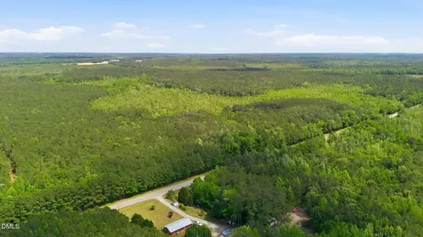 6901 Us Hwy 701 S Four Oaks NC 27524