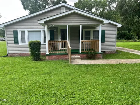 10841 N Nc Highway 32 N Roper NC 27970
