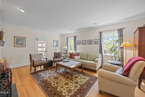 1712 Arlington Street Raleigh NC 27608
