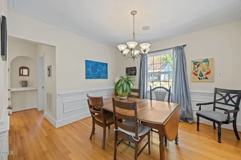 1712 Arlington Street Raleigh NC 27608
