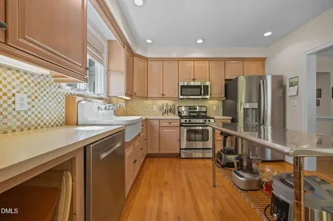1712 Arlington Street Raleigh NC 27608
