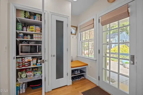 1712 Arlington Street Raleigh NC 27608