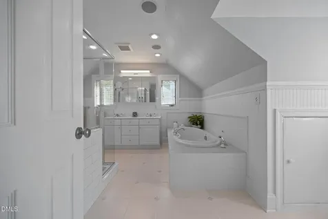 1712 Arlington Street Raleigh NC 27608