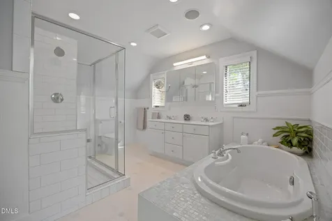 1712 Arlington Street Raleigh NC 27608