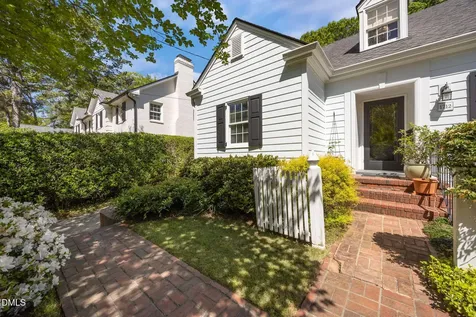 1712 Arlington Street Raleigh NC 27608