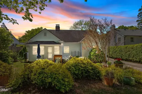 1712 Arlington Street Raleigh NC 27608