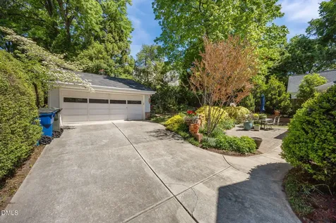 1712 Arlington Street Raleigh NC 27608