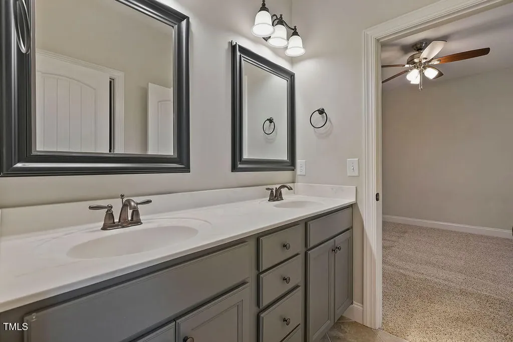 1124 Armsleigh Court Raleigh NC 27603