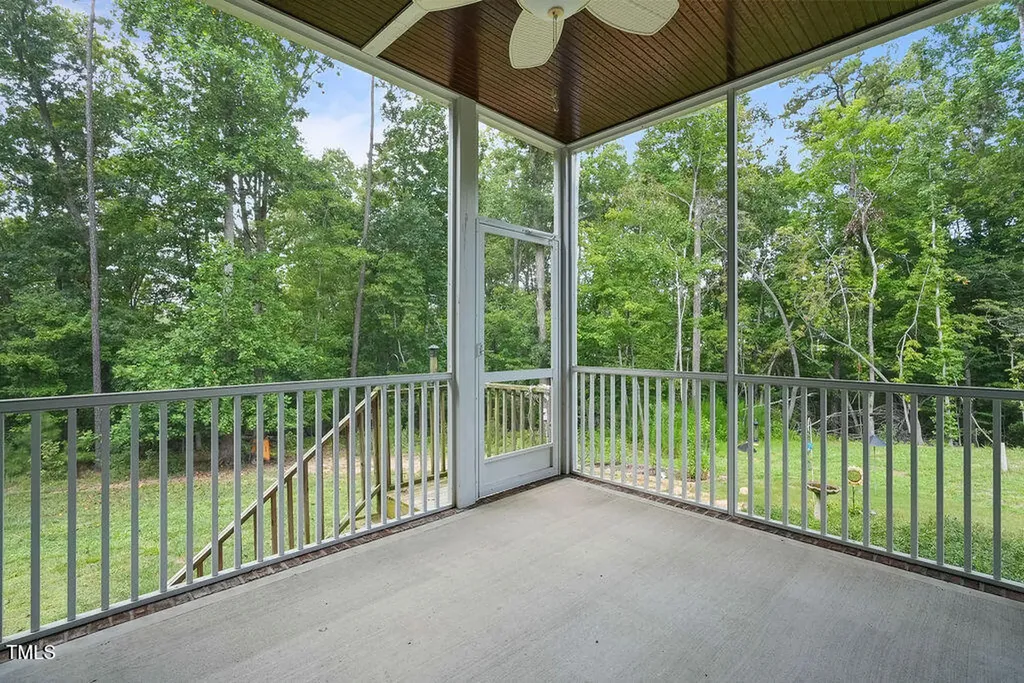 1124 Armsleigh Court Raleigh NC 27603