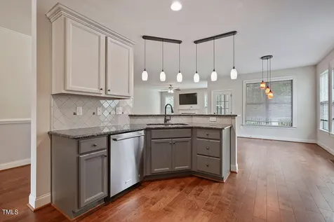 1124 Armsleigh Court Raleigh NC 27603